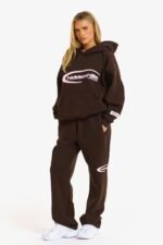 Hidden Hills Sporty Straight-Leg Sweatpants Dark Brown/Light Pink