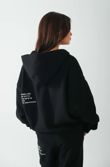 Hidden Hills Label Zip Hoodie Black